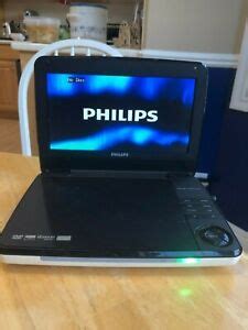 Philips PD9000/37 9" LCD Portable DVD Player- Black- comes with charger & case 609585182356 | eBay