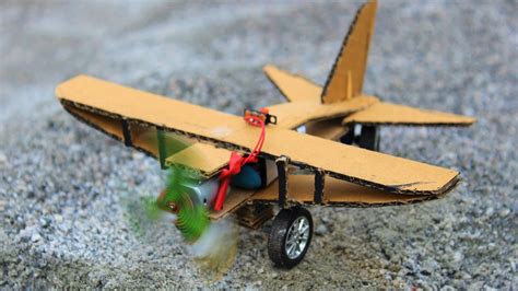 How To Make a Plane Out of cardboard - YouTube