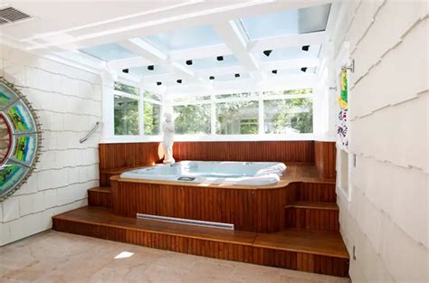 10 Indoor Jacuzzi Ideas To Copy In Your House Design - Talkdecor