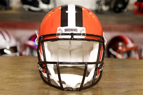 Cleveland Browns Riddell Speed Authentic Helmet – Green Gridiron, Inc.