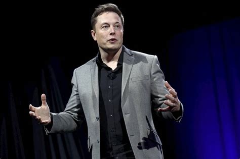 Elon Musk Launches Neuralink to Connect Brains With Computers - WSJ