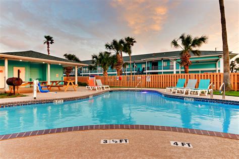 Pet-friendly Hotel Port Aransas Island