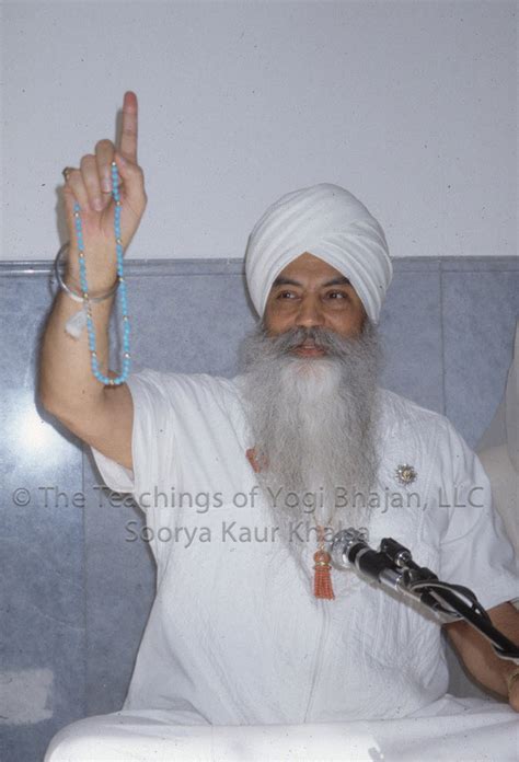 Yogi Bhajan Lecture: One Human Family - Teachings of Yogi Bhajan