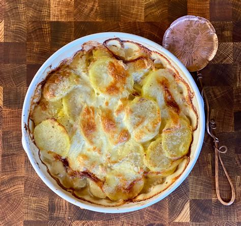 Tartiflette (Creamy Cheese, Potato, Onion and Bacon Gratin) | The Runaway Spoon