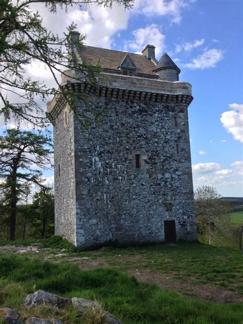 Fatlips Castle, Scottish Borders | Scotland castles, British castles, Small castles