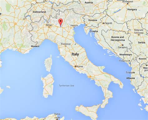 Where is Sirmione on map Italy