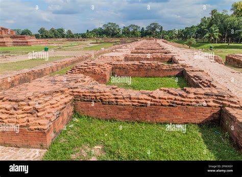 Somapuri Vihara Somapura Mahavihara , ruins of Buddhist monastic ...