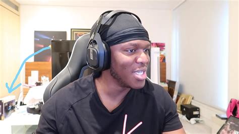 JJ really needs to open that PS4 : r/Sidemen