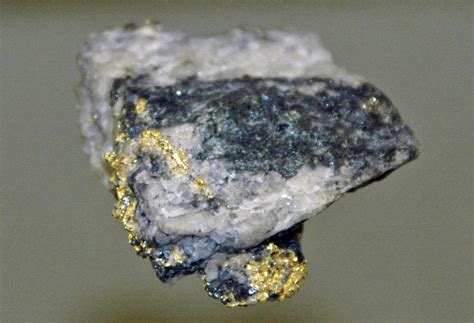 Image: Gold-bornite-quartz hydrothermal vein (Field's Vein, Dahlonega Mining District, Dahlonega ...