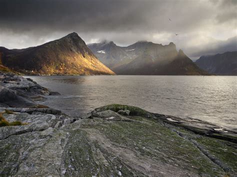 Norwegian Scenic Route Senja: Hiking Trails and Viewpoints | Outtt | Norge, Ski