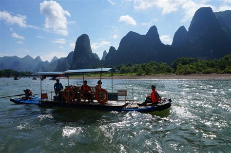 GuiLin Li River Cruise - China ChengDu Tours, Chengdu Panda Volunteer ...