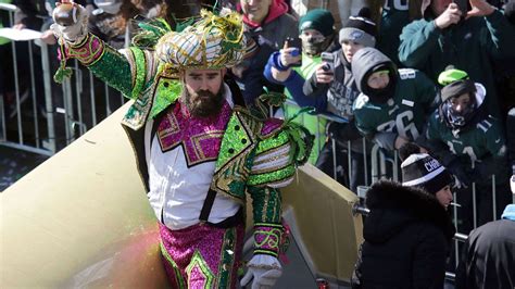 How Jason Kelce Ended Up in a Mummers Costume – NBC10 Philadelphia