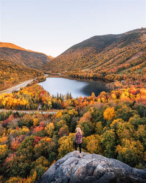 The New England Guide to Leaf Peeping in 48 Hours - CurrentlyCopper | New england fall, New ...