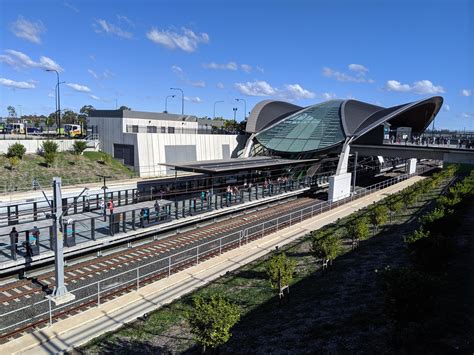 Tallawong Sydney Metro station on opening day [OC] [4302x3204] : r ...