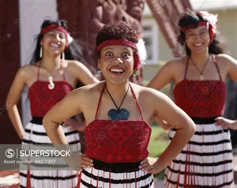 Maori Girls Dressed in Traditional Maori Costume, Rotorua, North Island ...