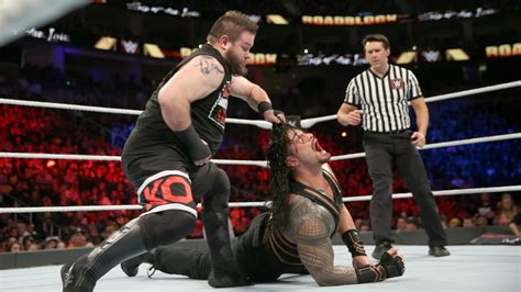 Kevin Owens vs. Roman Reigns – WWE Universal Championship Match: photos ...