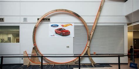 Hot Wheels Loop-de-Loop World Record - Photo Gallery