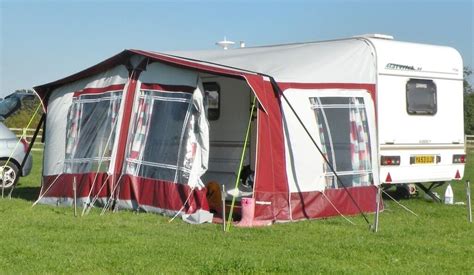 Caravan awning. Eurovent size G 890-920cm. Maroon/light grey. Carpet ...