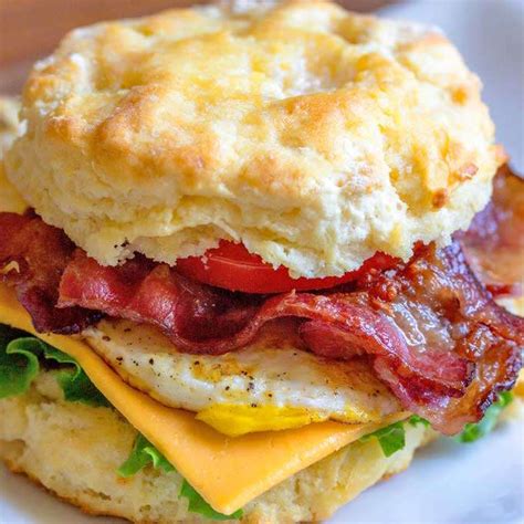 20 Quick & Easy Breakfast Sandwich Recipes - Coastal Wandering