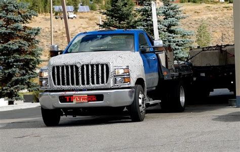 International Version of the 2019 Chevy Silverado HD 4500 Is Towing Heavy in the Mountains ...