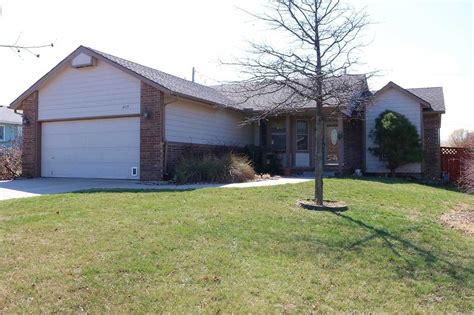 2417 E Loper St, Wichita, KS 67219 | Zillow