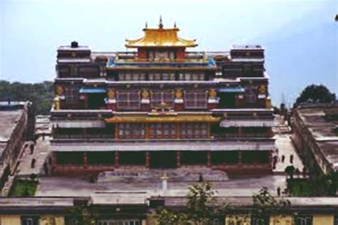 Monasteries Of Sikkim | Monasteries Timings, Entry Fee, Festivals