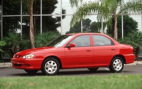 Kia Sephia II Restyling 2001 - 2004 Sedan :: OUTSTANDING CARS