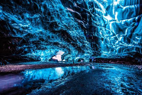 Eishöhlen im Vatnajökull Gletscher in Island | Urlaubsguru | Ice cave ...