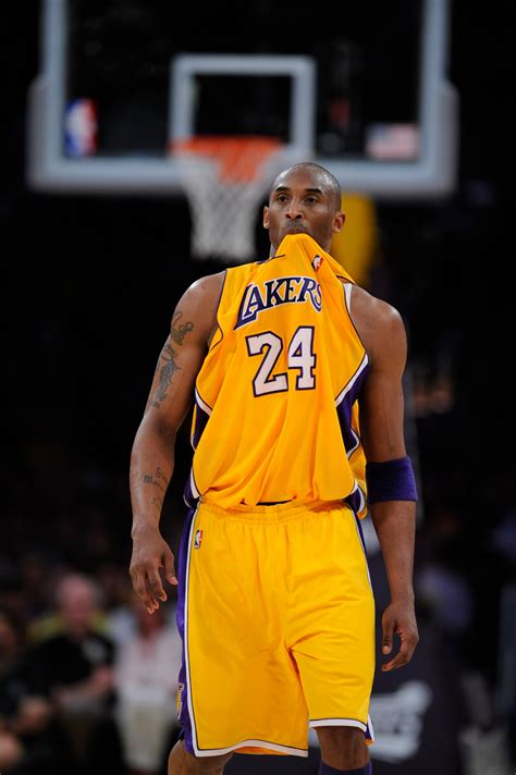 Photos: Kobe Bryant’s legendary basketball career – Daily News