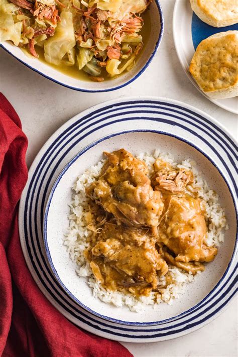 Southern Smothered Chicken and Gravy - Cooks with Soul