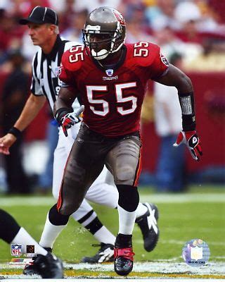 Derrick Brooks | Tampa bay buccaneers football, Nfl football players ...