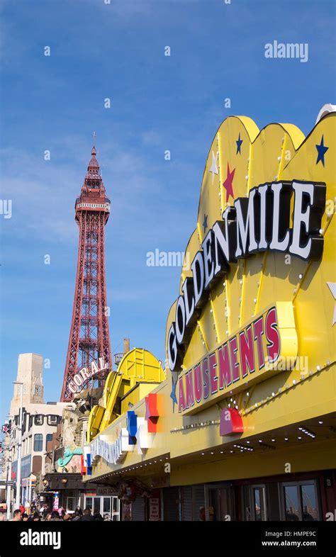 Blackpool promenade amusements Stock Photo - Alamy