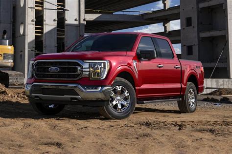 The 2022 Ford F-150 Struggles Against Declining Sales