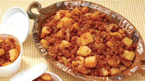 Papas con chorizo: receta para tu taquiza de fiestas patrias | Cocina Fácil