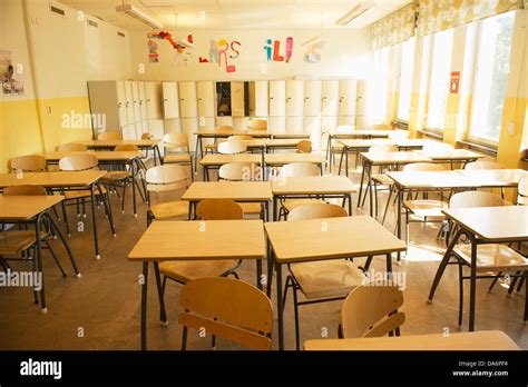 View of empty classroom Stock Photo - Alamy