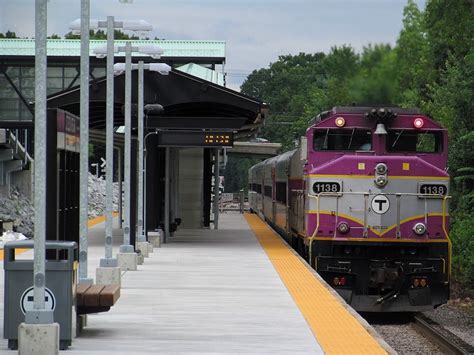 MBTA to offer reduced weekend commuter rail fares this summer – Metro US