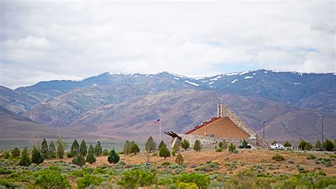 Pyramid Lake Paiute Tribe | Museum & Visitor Center