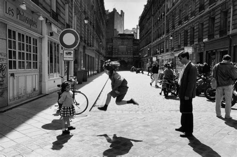 The Paris Street Photography Workshop — Peter Turnley