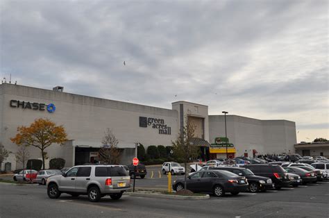 Green Acres mall continues revamp | Herald Community Newspapers | www.liherald.com