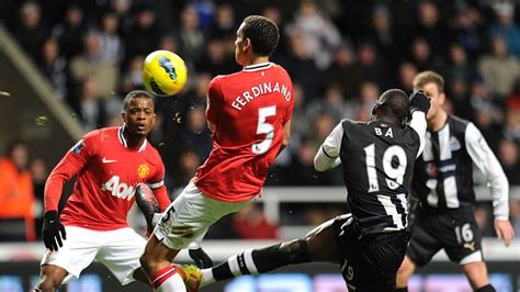 Newcastle 3 - 0 Man Utd - Match Report & Highlights