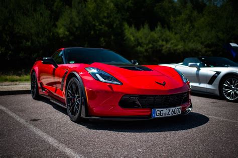 Chevrolet Corvette Z06 Wins Big at 2019 Sport Auto Award - The News Wheel