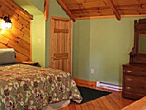 Ravenwood Castle - Hocking Hills Bed and Breakfasts