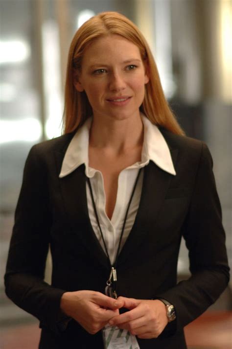 Fringe TV Series Anna Torv 500 Stills Pictures | Anna torv, Fringe tv ...