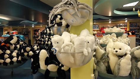 Main Mast Gift Shop, SeaWorld San Antonio - YouTube