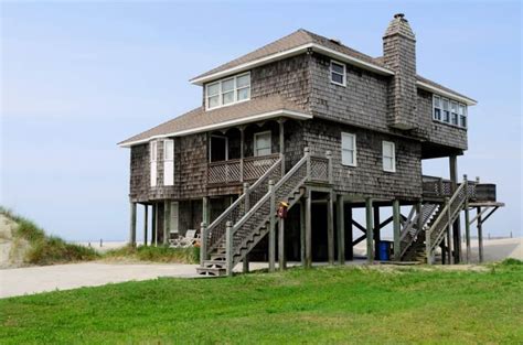 25 Houses Built on Stilts, Pilings and Piers (Photo Examples From ...