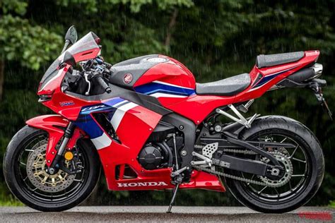 เทียบสเปค 2021 Honda CBR600RR vs 2020 Honda CBR650R - Motorival.com