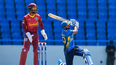 Wanindu Hasaranga records highest-score by Sri Lanka no. 8 batsman | Crickit