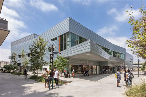 2015 Excellence Awards Recipient | Architecture, New city, Community college