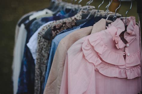 5 Reasons Thrifting is Awesome | Thrifting, Awesome, Style