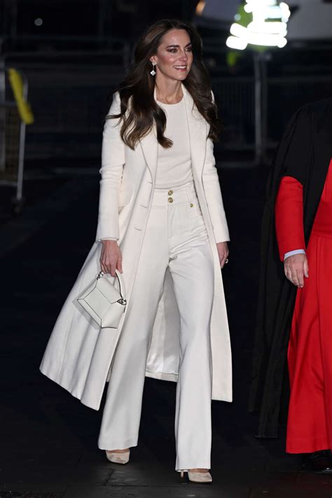 Kate Middleton Wears Winter White for Christmas Concert: See Photos